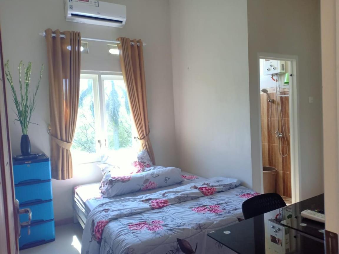 Green Homestay Malang Eksteriør billede